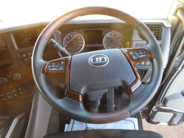 ＵＤ クオン 2PG-CD5CA(6x2)の写真28