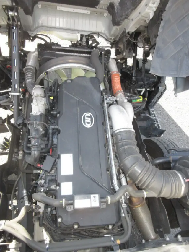 ＵＤ クオン 2PG-CD5CA(6x2)の写真36