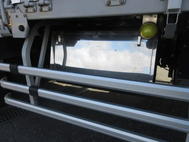 ＵＤ クオン 2PG-CD5CA(6x2)の写真48