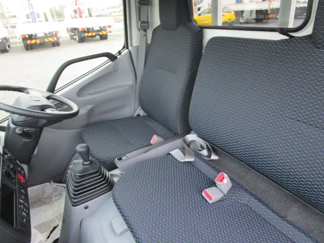 日野 デュトロ 2WG-XZU606M(2WD)の写真23