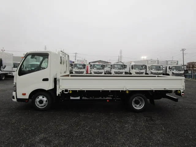 日野 デュトロ 2WG-XZU713M(2WD)の写真5