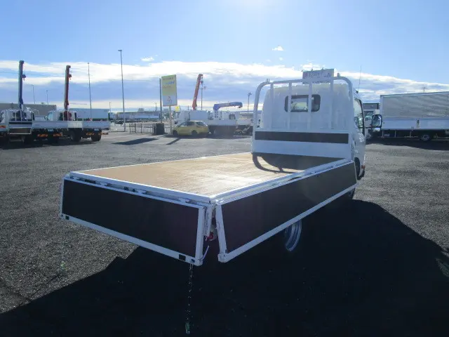 日野 デュトロ 2WG-XZU646M(2WD)の写真8