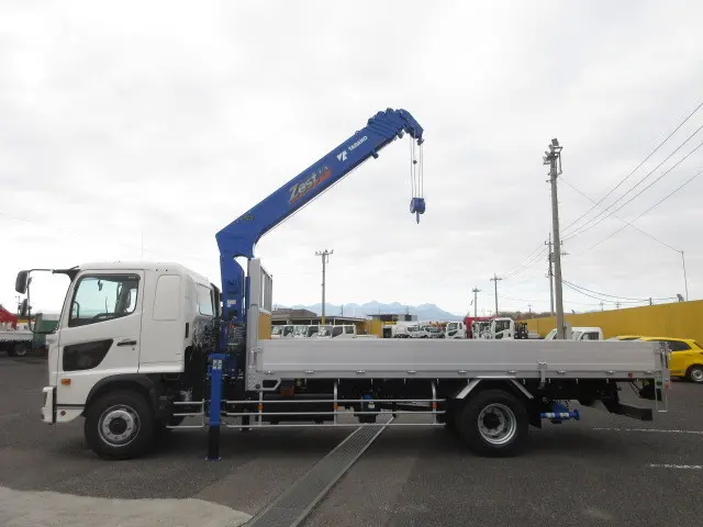 日野 レンジャー 2KG-FE2ACA(2WD)の写真12