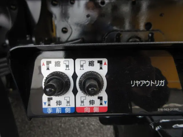 日野 レンジャー 2KG-FE2ACA(2WD)の写真39