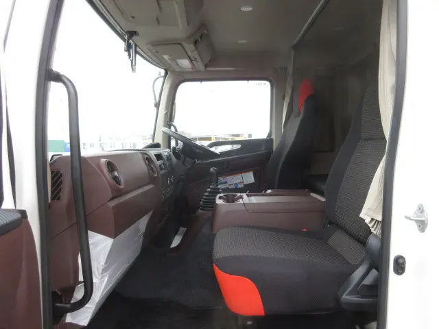 日野 レンジャー 2KG-FE2ACA(2WD)の写真22