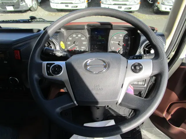 日野 レンジャー 2KG-FE2ACA(2WD)の写真10