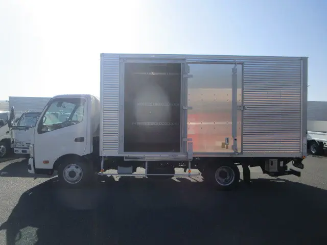 日野 デュトロ 2WG-XZU713N(2WD)の写真31