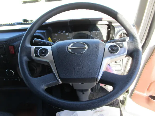 日野 レンジャー 2KG-FE2ACG(2WD)の写真17