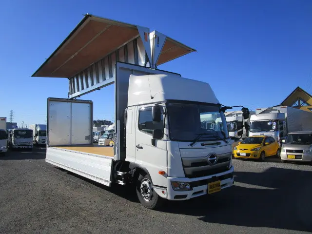 日野 レンジャー 2KG-FE2ACG(2WD)の写真2