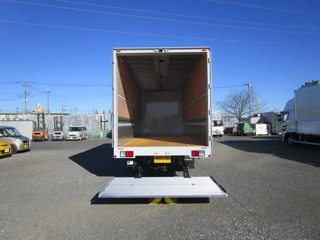 日野 レンジャー 2KG-FE2ACG(2WD)の写真9