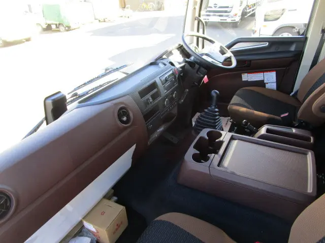 日野 レンジャー 2KG-FE2ACG(2WD)の写真23