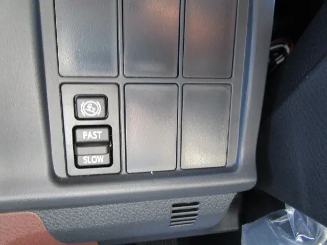 日野 レンジャー 2KG-FE2ACA(2WD)の写真11