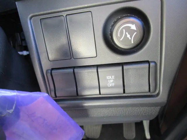 日野 レンジャー 2KG-FE2ACA(2WD)の写真12