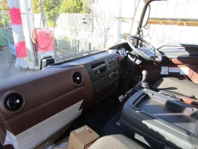 日野 レンジャー 2KG-FE2ACA(2WD)の写真21