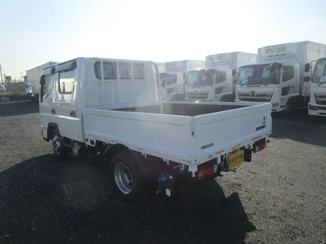 三菱 キャンター 2RG-FBA20(2WD)の写真3
