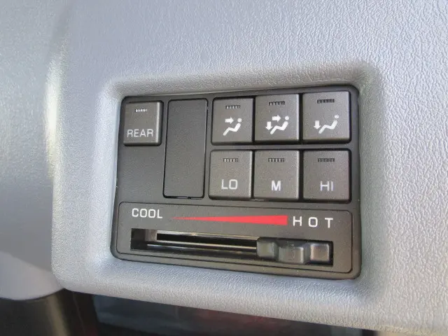 三菱 キャンター 2RG-FBA20(2WD)の写真14