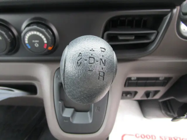 三菱 キャンター 2RG-FBA20(2WD)の写真16