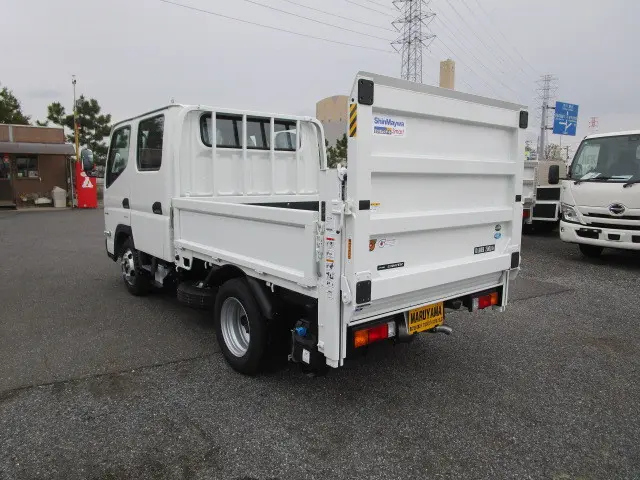 三菱 キャンター 2RG-FBA20(2WD)の写真3