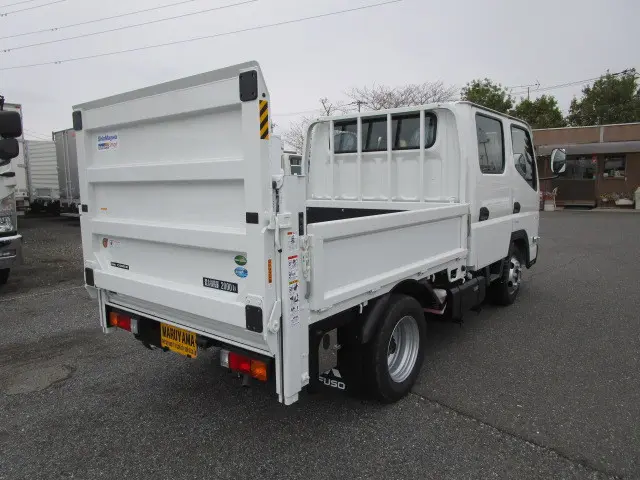 三菱 キャンター 2RG-FBA20(2WD)の写真4