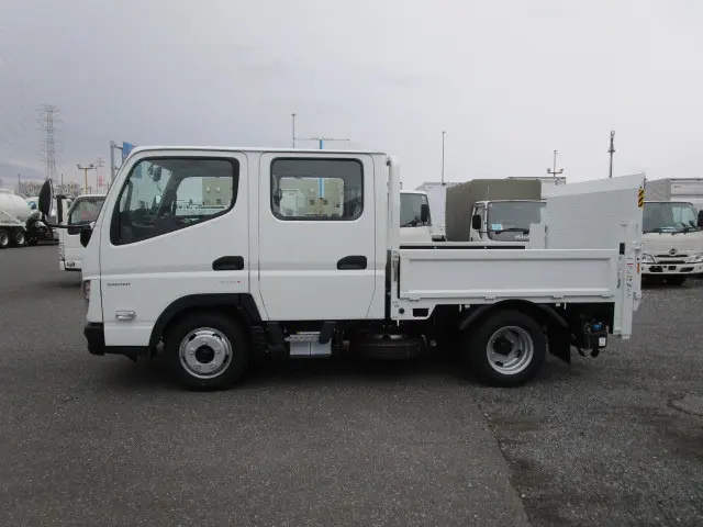 三菱 キャンター 2RG-FBA20(2WD)の写真5