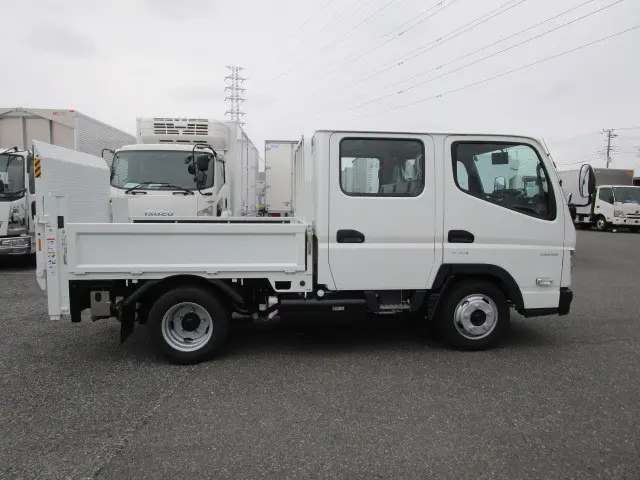 三菱 キャンター 2RG-FBA20(2WD)の写真6