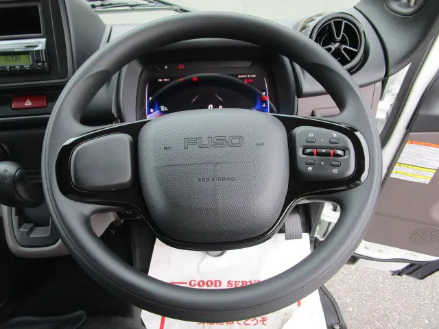 三菱 キャンター 2RG-FBA20(2WD)の写真10