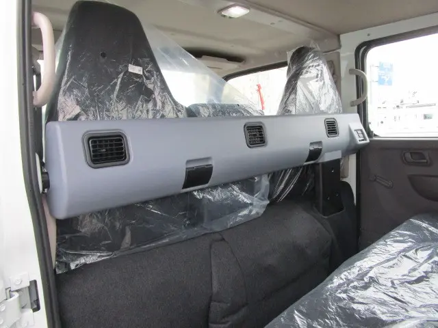 三菱 キャンター 2RG-FBA20(2WD)の写真22