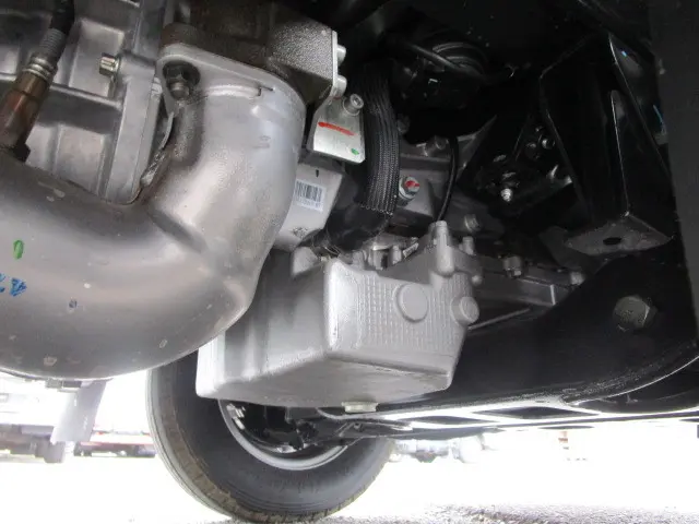 三菱 キャンター 2RG-FBA20(2WD)の写真30