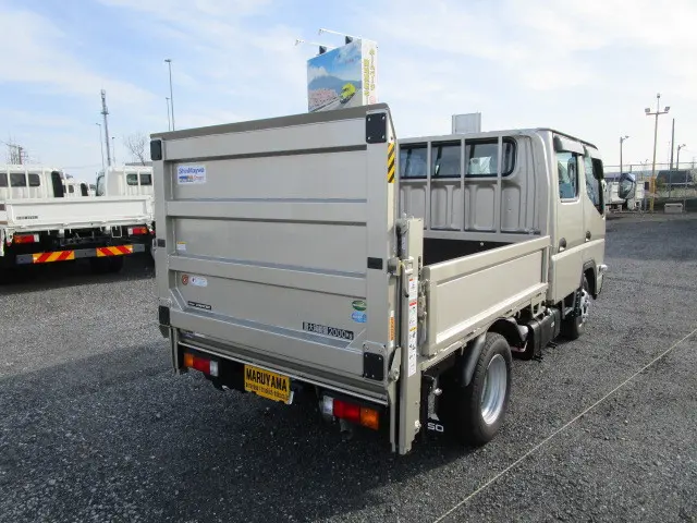 三菱 キャンター 2RG-FBA20(2WD)の写真4