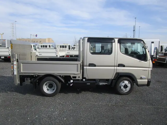 三菱 キャンター 2RG-FBA20(2WD)の写真6
