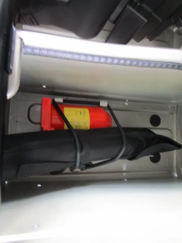 三菱 キャンター 2RG-FBA20(2WD)の写真23