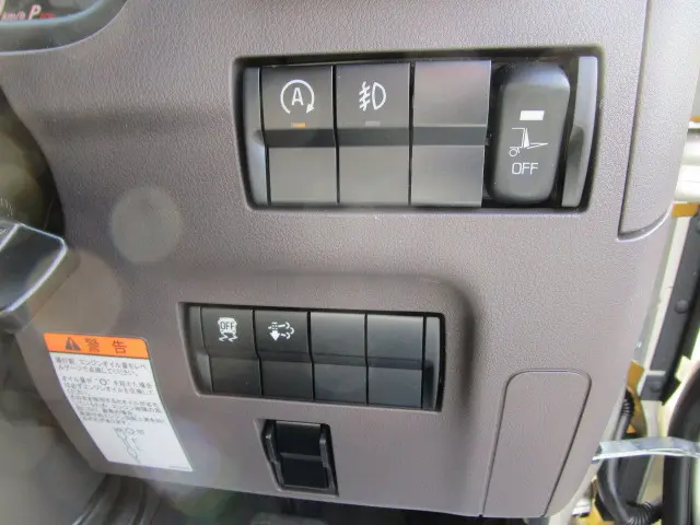 三菱 キャンター 2RG-FBA20(2WD)の写真13