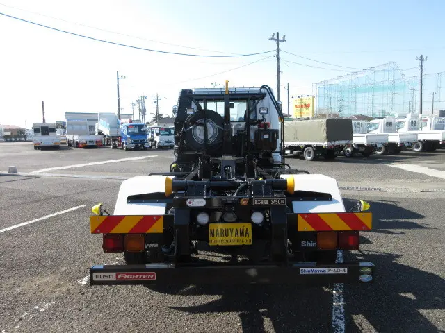 三菱 ファイター 2KG-FK72F(2WD)の写真7