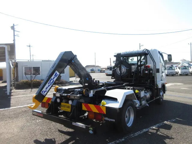 三菱 ファイター 2KG-FK72F(2WD)の写真17