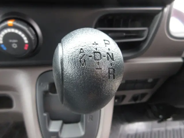 三菱 キャンター 2RG-FBA20(2WD)の写真17