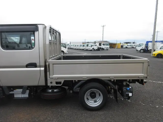 三菱 キャンター 2RG-FBA20(2WD)の写真41