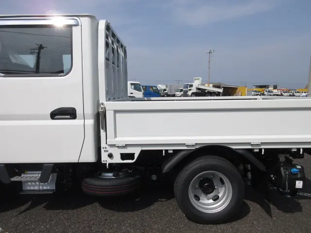 三菱 キャンター 2RG-FBA20(2WD)の写真39