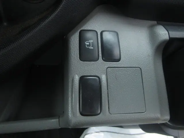 日野 デュトロ 2RG-XZU710M(2WD)の写真12