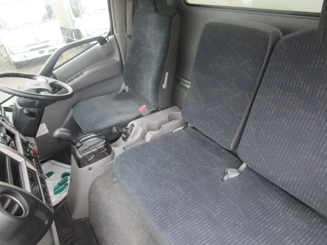 日野 デュトロ 2RG-XZU710M(2WD)の写真16