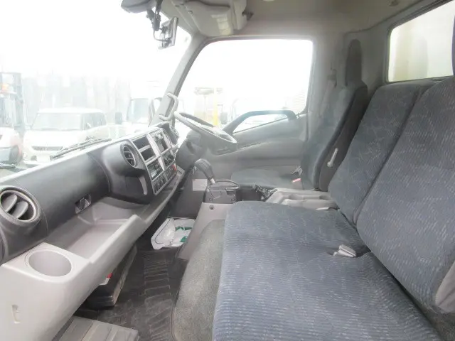 日野 デュトロ 2RG-XZU710M(2WD)の写真18