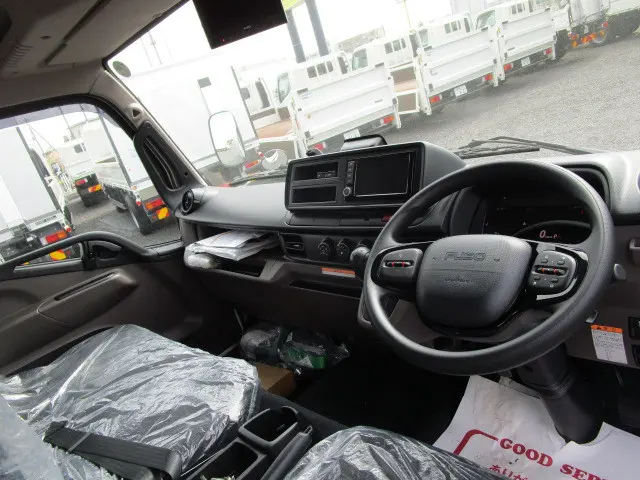 三菱 キャンター 2RG-FEB80(2WD)の写真11