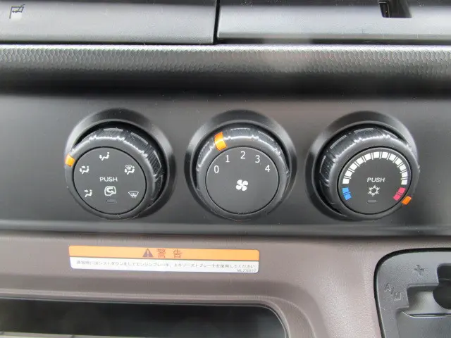 三菱 キャンター 2RG-FEB80(2WD)の写真19