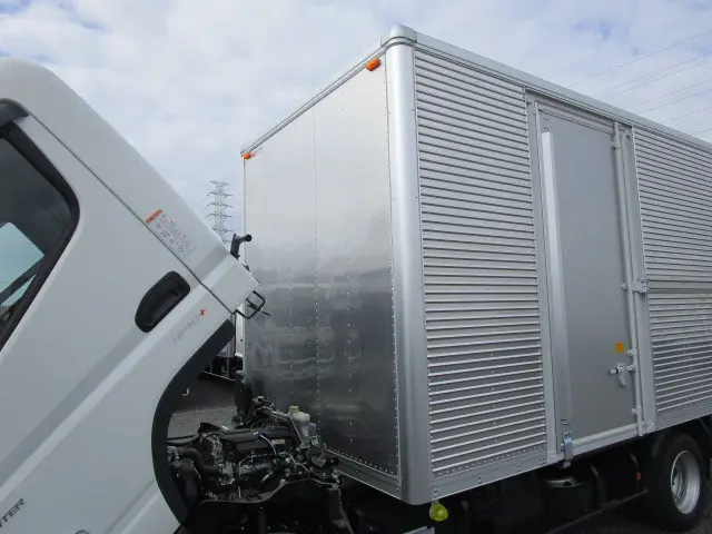 三菱 キャンター 2RG-FEB80(2WD)の写真31