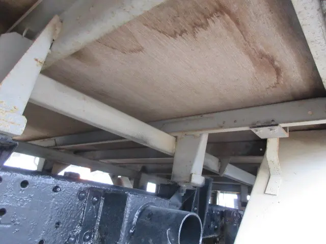 三菱 キャンター KK-FD50AB(4WD)の写真35