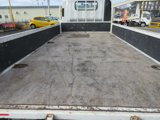 いすゞ エルフ 2PG-NPS88AR(4WD)の写真9