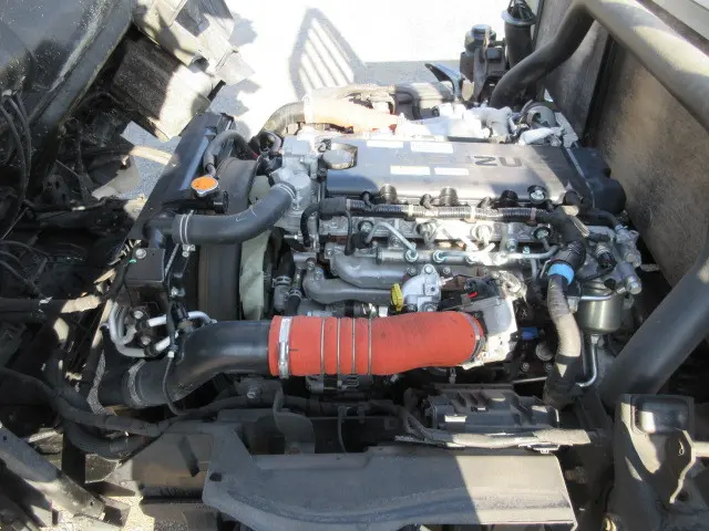 いすゞ エルフ 2PG-NPS88AR(4WD)の写真27