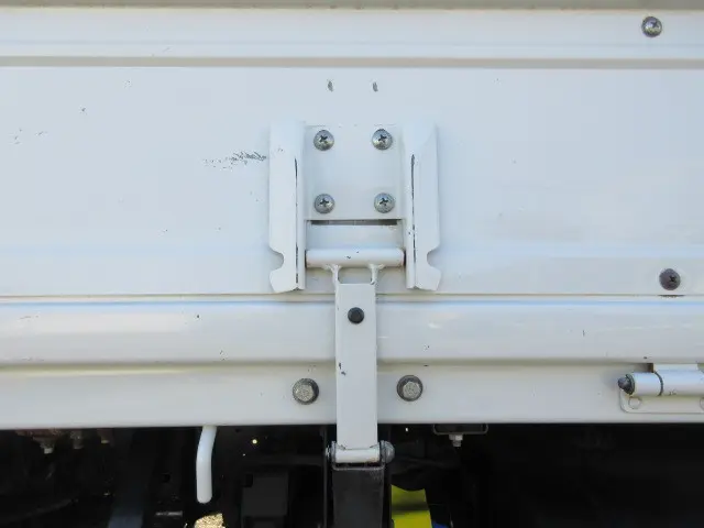 いすゞ エルフ 2PG-NPS88AR(4WD)の写真41