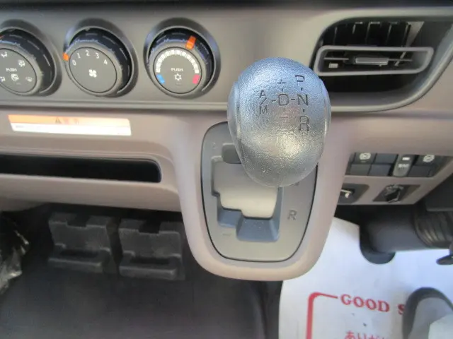 三菱 キャンター 2RG-FEB80(2WD)の写真13