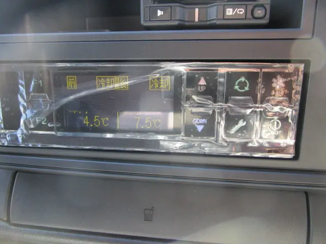 三菱 キャンター 2RG-FEB80(2WD)の写真20
