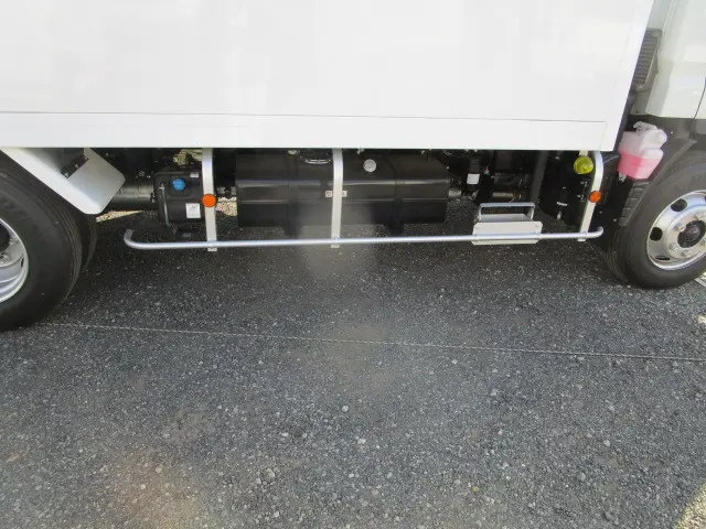 三菱 キャンター 2RG-FEB80(2WD)の写真35